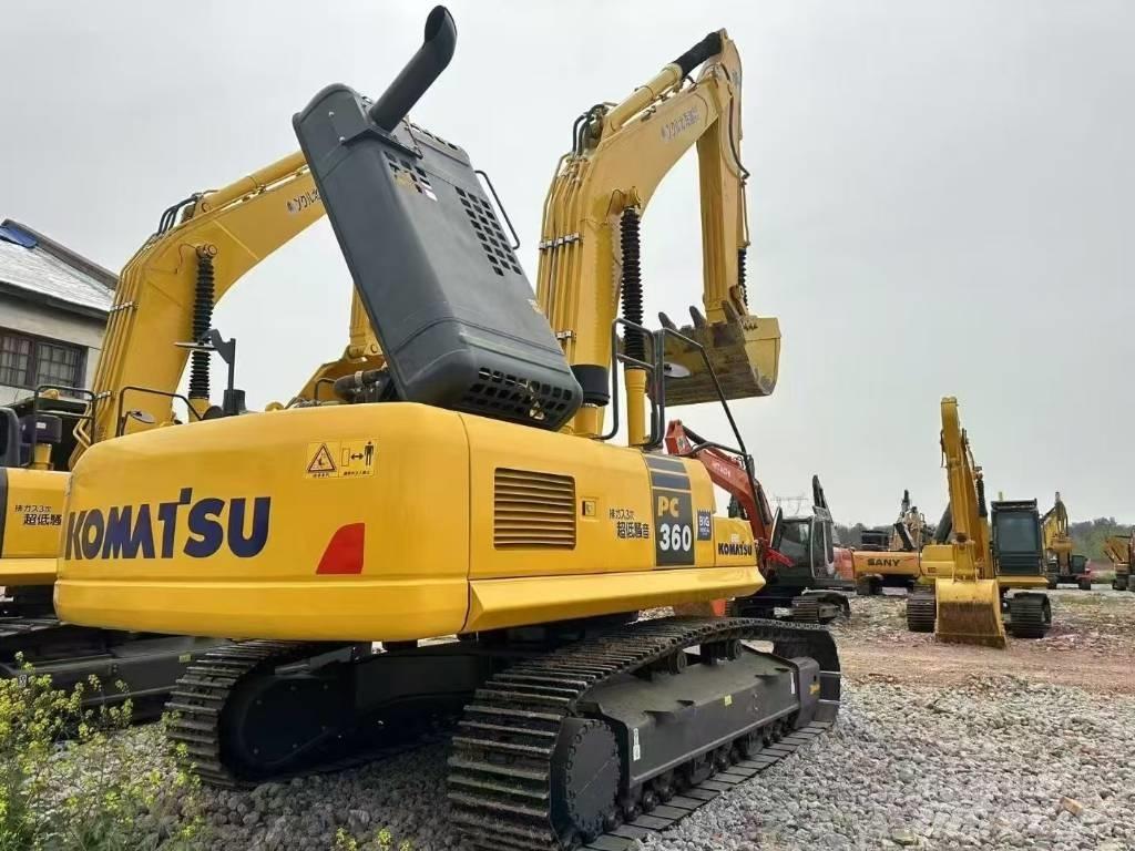 Komatsu 360-8MO Koparki gąsienicowe