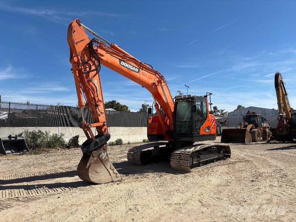 Doosan DX 235 LCR Koparki gąsienicowe