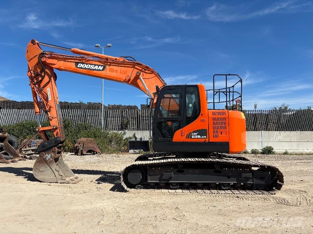 Doosan DX 235 LCR Koparki gąsienicowe