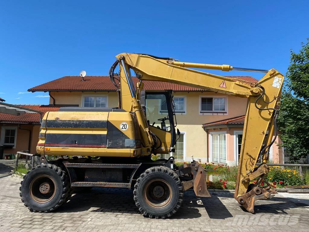 CAT M 312 Koparki kołowe