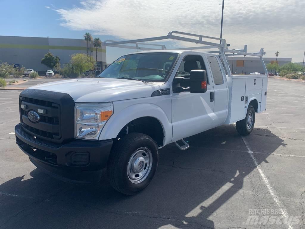 Ford F 250 XL SD Maszyny komunalne