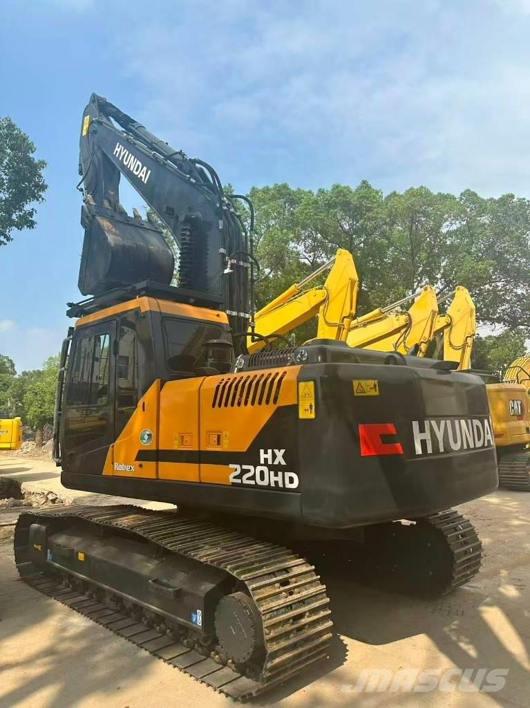 Hyundai HX220HD Midikoparki  7t - 12t