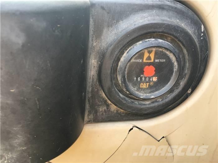 CAT 325 C Koparki gąsienicowe