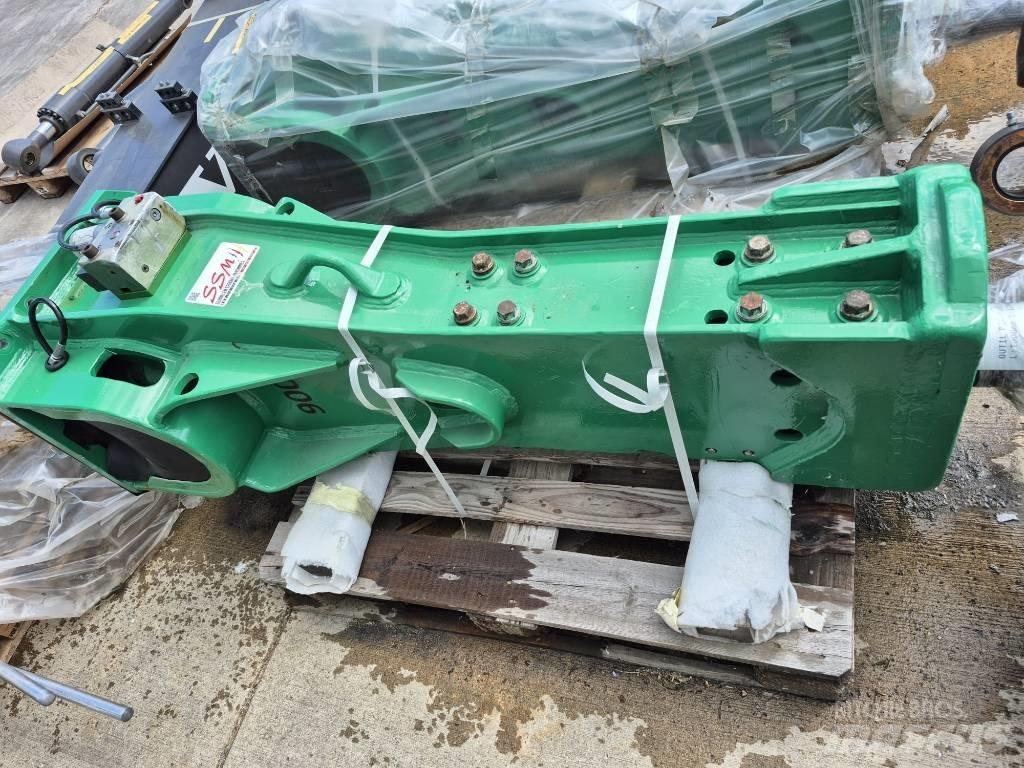 Montabert M 900 Młoty hydrauliczne