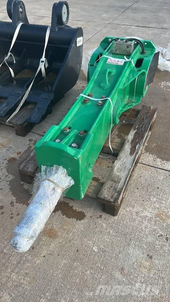 Montabert M 900 Młoty hydrauliczne