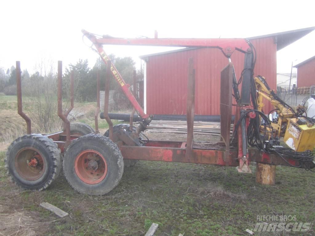 Patu 500 + Metsäkärry Przyczepy leśne