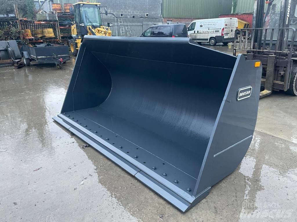 Doosan DL 320-7 Łyżki do ładowarek