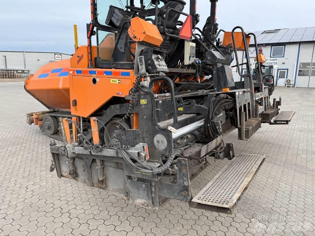 CAT AP 555 E Rozściełacze do asfaltu