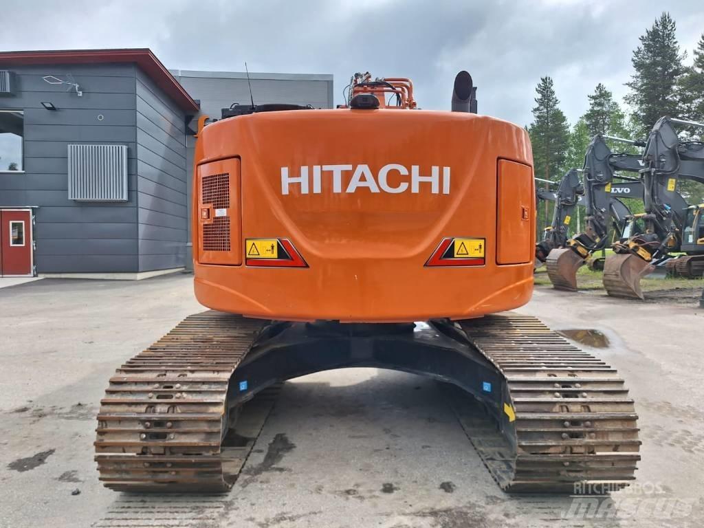 Hitachi ZX225USLC-7 Koparki gąsienicowe