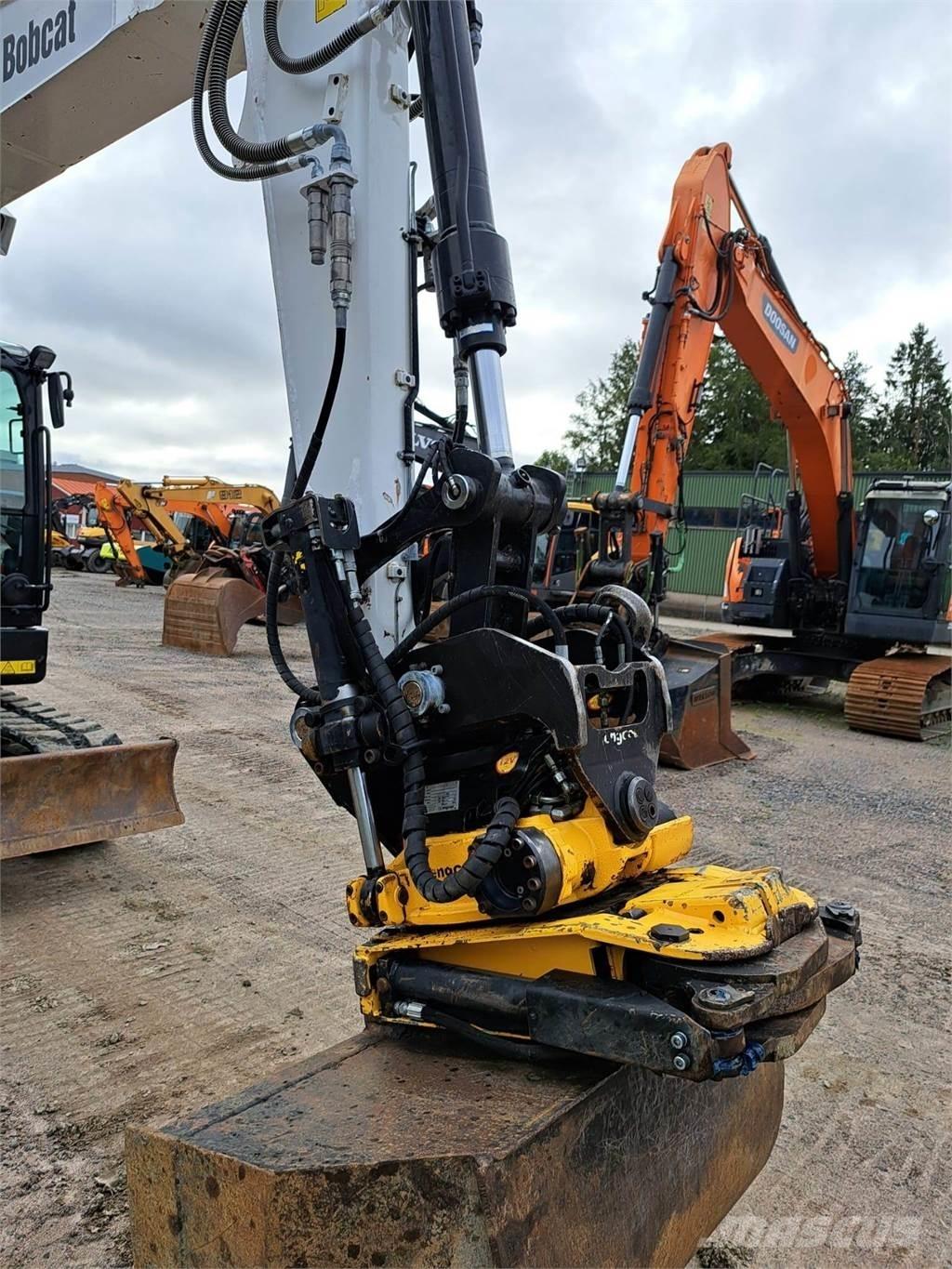 Bobcat E85 Minikoparki