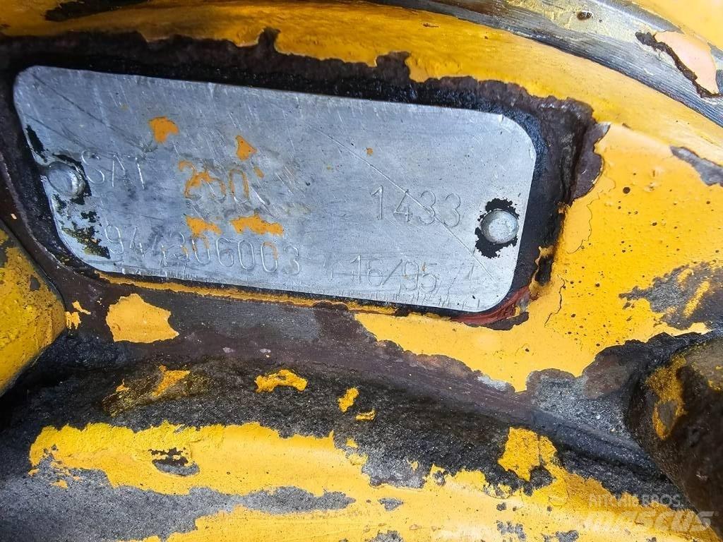 Liebherr SAT250 Przekładnie i skrzynie biegów