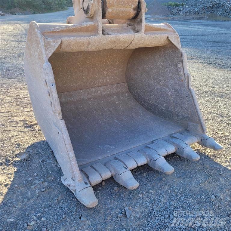 Volvo EC240BLC Koparki gąsienicowe