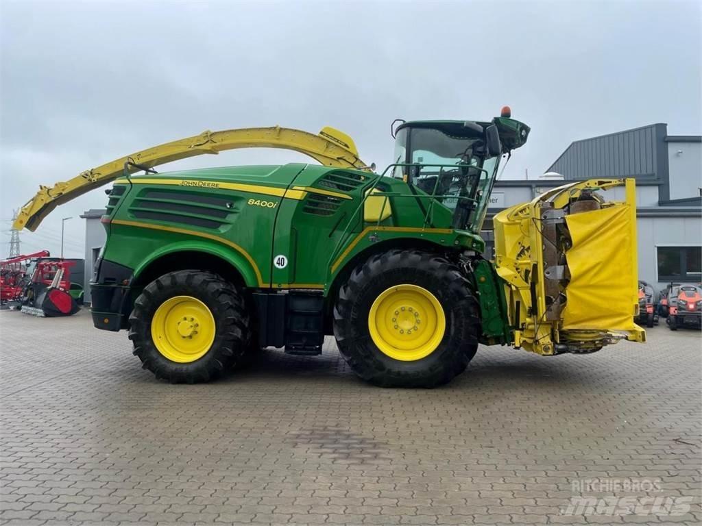 John Deere 8400 i Sieczkarnie samojezdne
