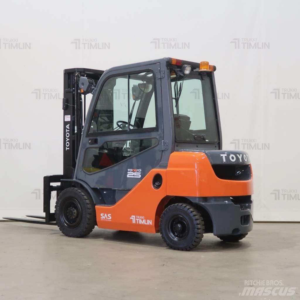 Toyota 52-8FDF25 Wózki Diesla