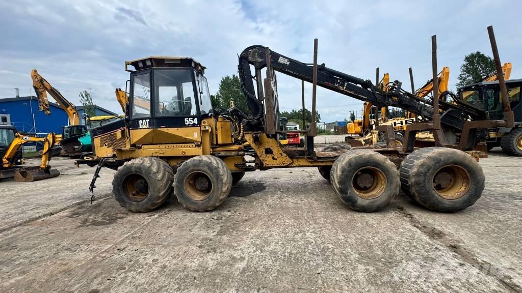 CAT 554 Forwardery