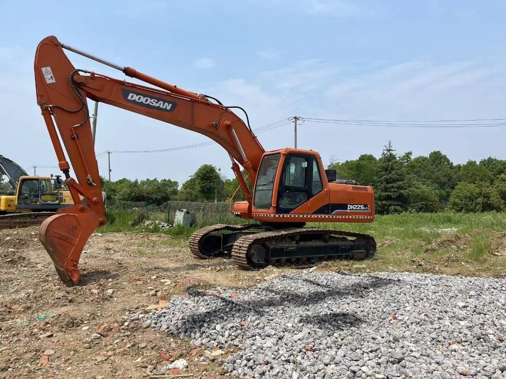 Doosan DH 300 Koparki gąsienicowe