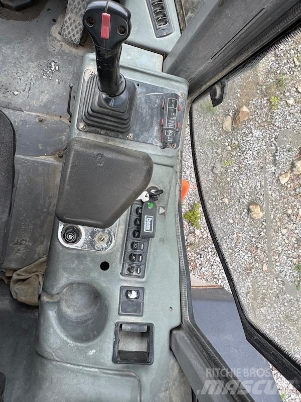 Hitachi LX 290 E Ładowarki kołowe