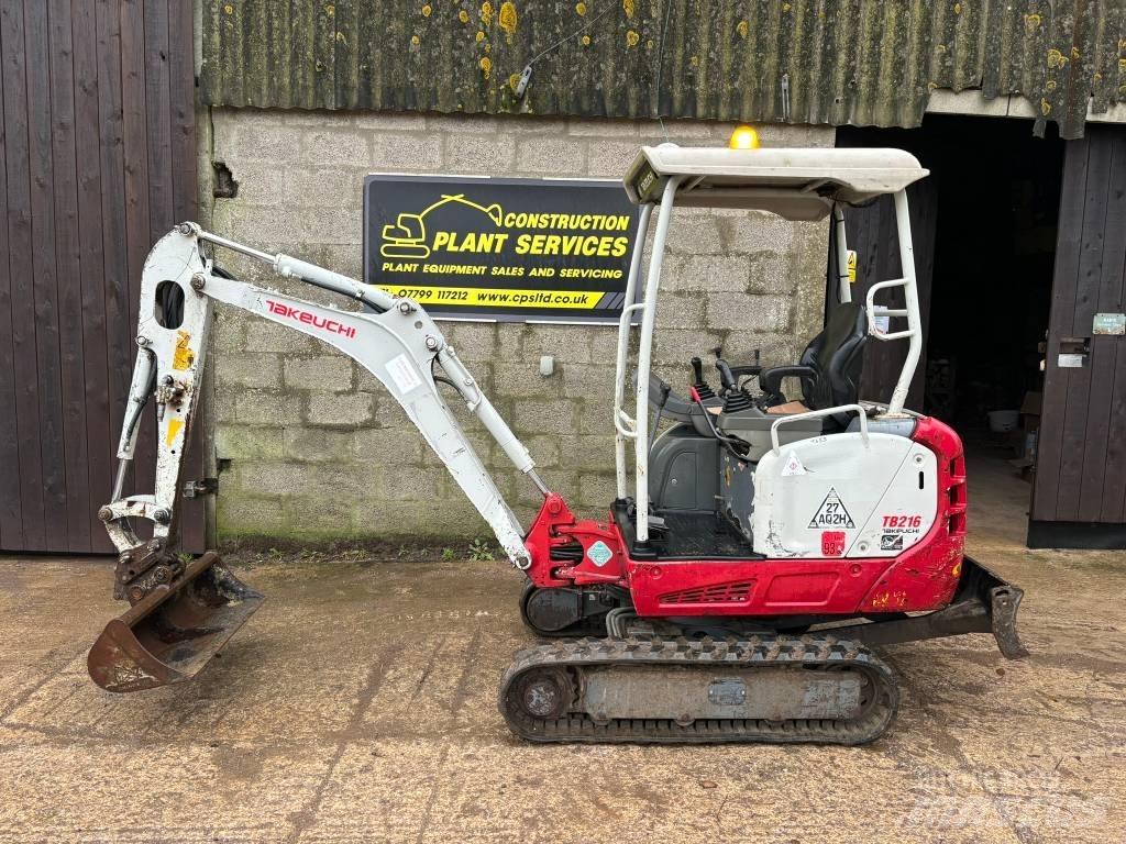 Takeuchi TB 216 Minikoparki