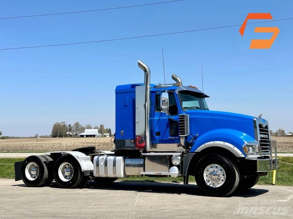 Mack Titan TD 713 Ciągniki siodłowe