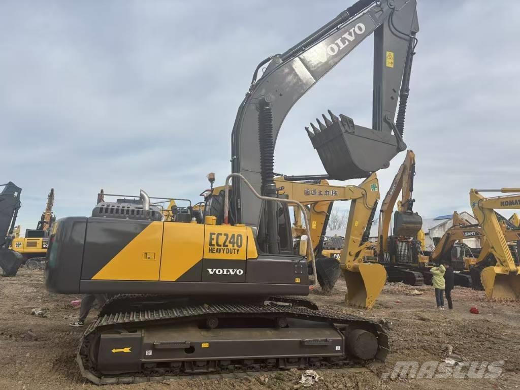 Volvo EC 240 Koparki gąsienicowe