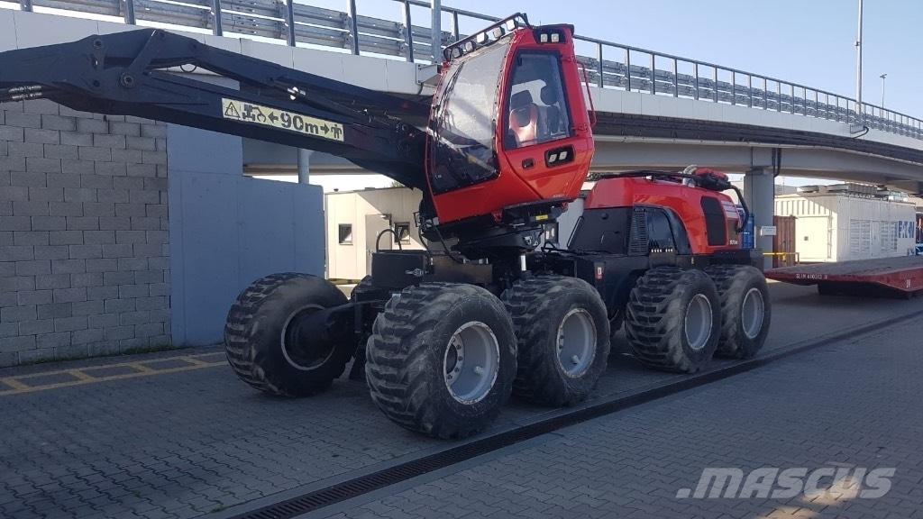 Komatsu 931 XC Harwestery