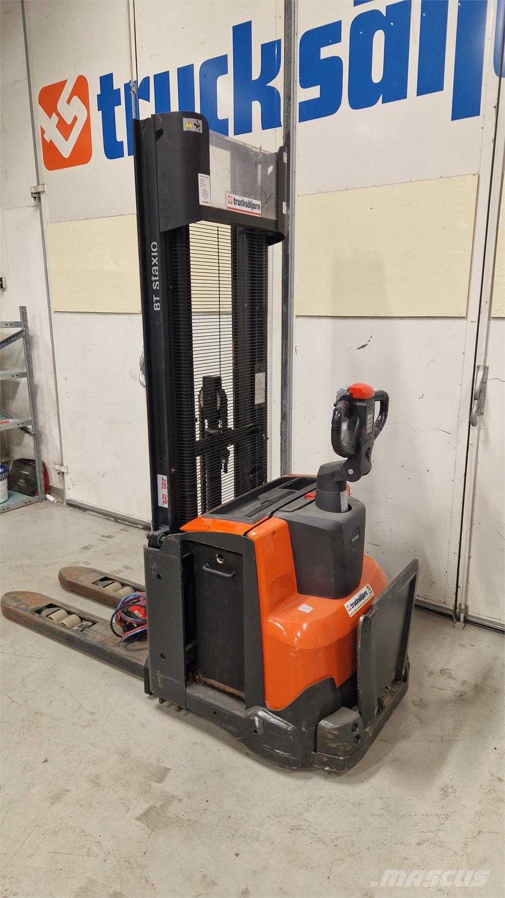 Toyota SWE120L Samojezdne maszyny do załadunku