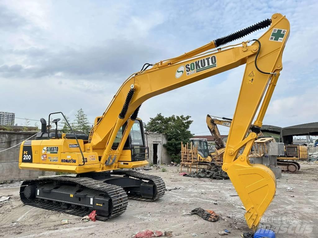 Komatsu PC 200-8 Koparki gąsienicowe
