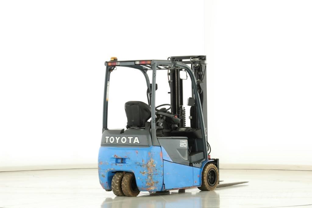 Toyota 8 FBET 20 Wózki elektryczne