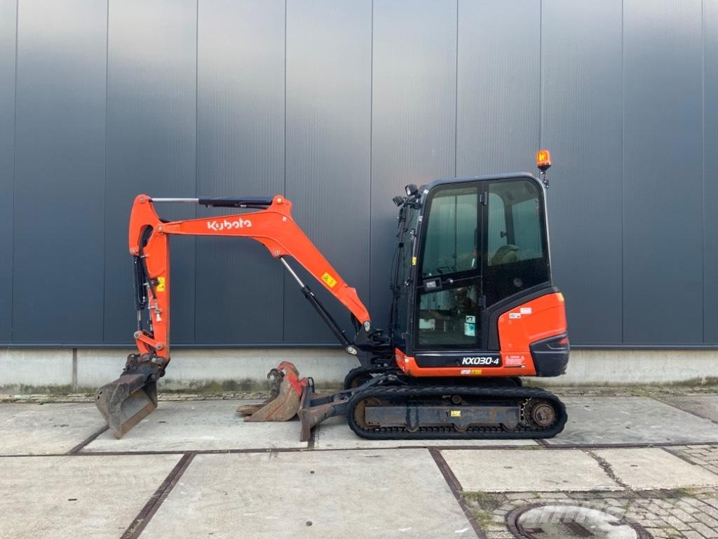 Kubota KX 030-4 Minikoparki