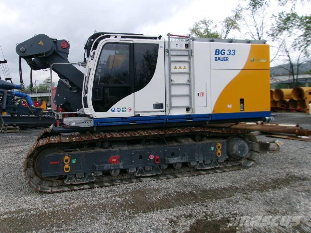 Bauer BG 33 V Ciężkie wiertnice