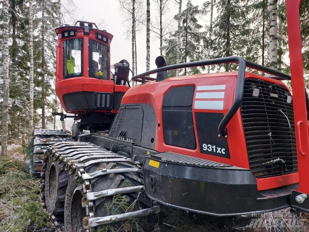 Komatsu 931 XC Harwestery