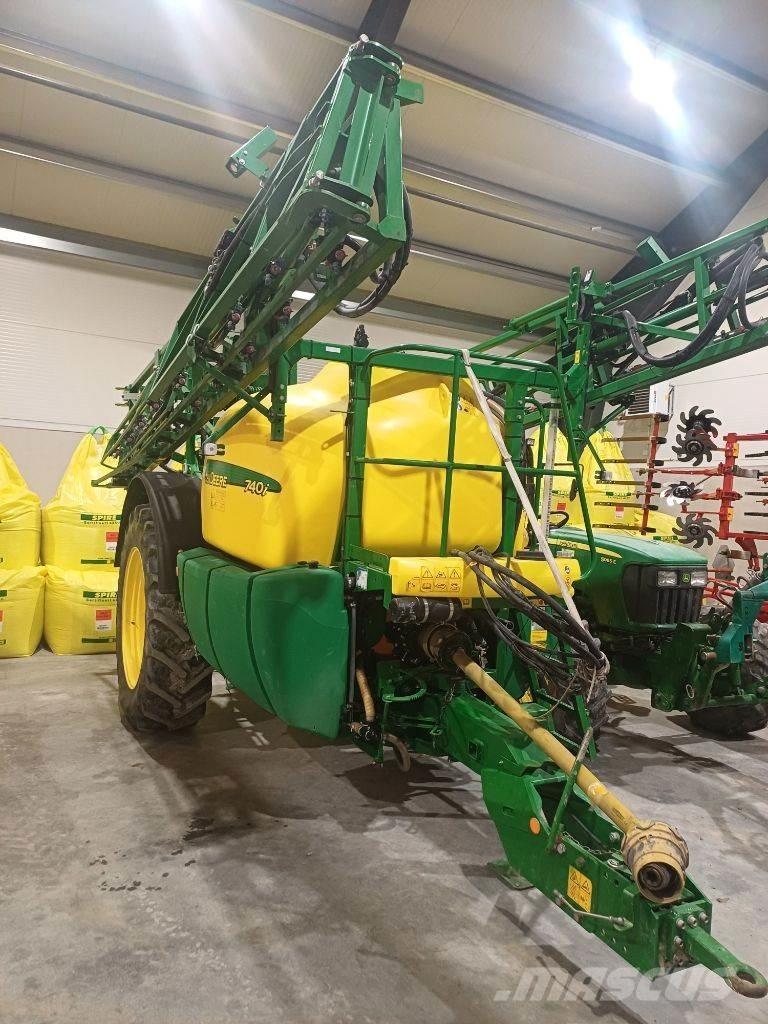 John Deere 740 i Opryskiwacze zaczepiane