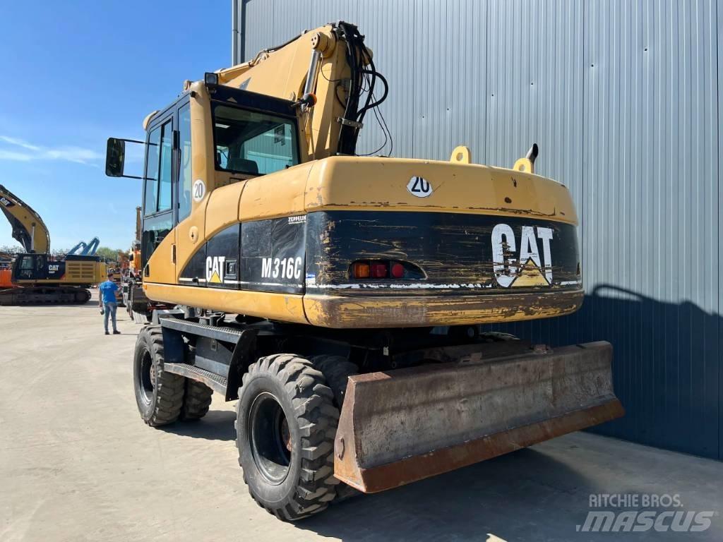 CAT M316C Koparki kołowe