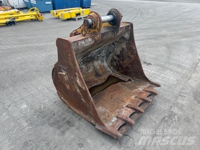 CAT M 320 BUCKET Łyżki do koparek