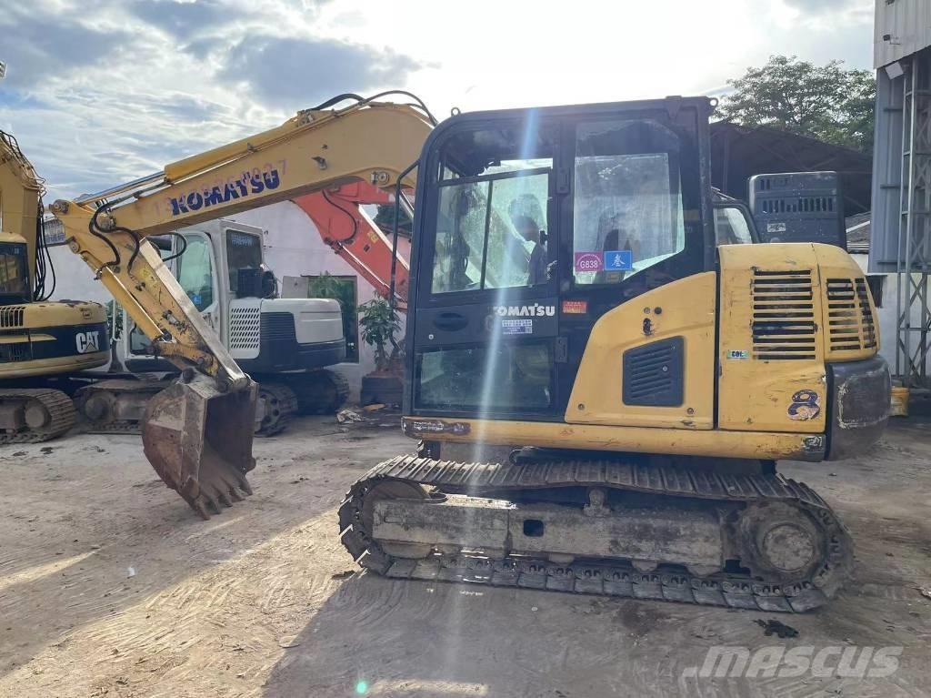 Komatsu PC 60-8 Koparki gąsienicowe