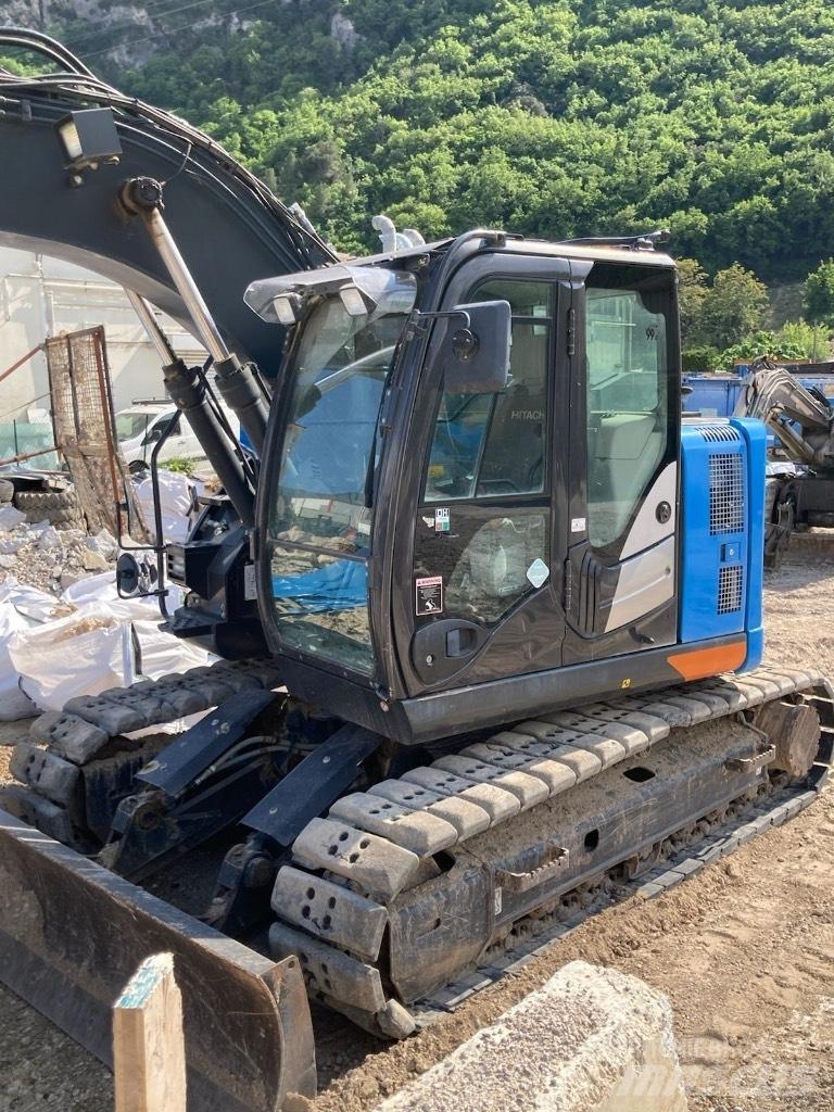 Hitachi ZX 135 US-6 Koparki gąsienicowe