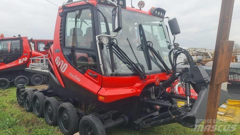  PistenBully  600 Ratraki śniegowe