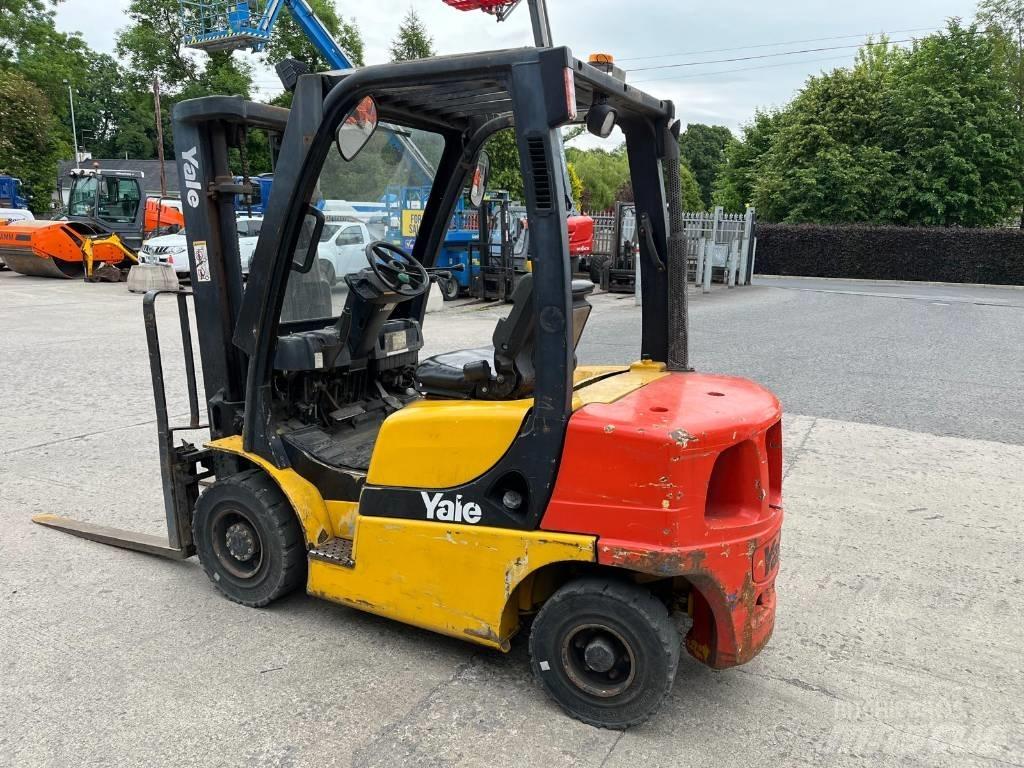 Yale GDP 25 VX Wózki Diesla