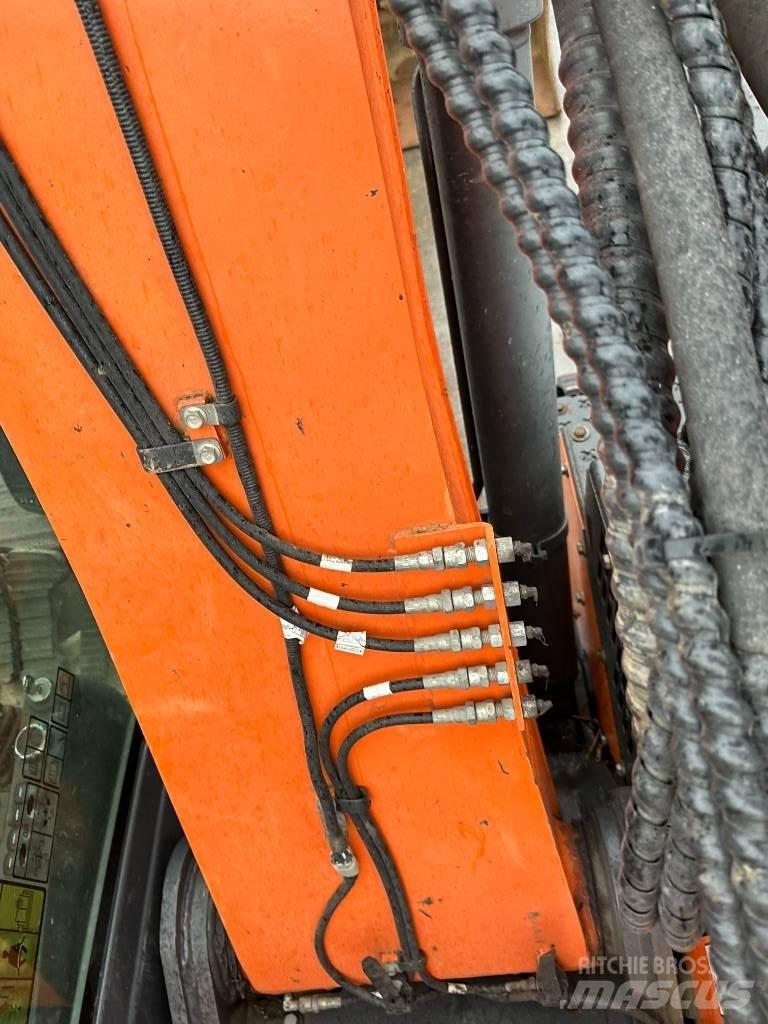Doosan DX 140 LCR Koparki gąsienicowe
