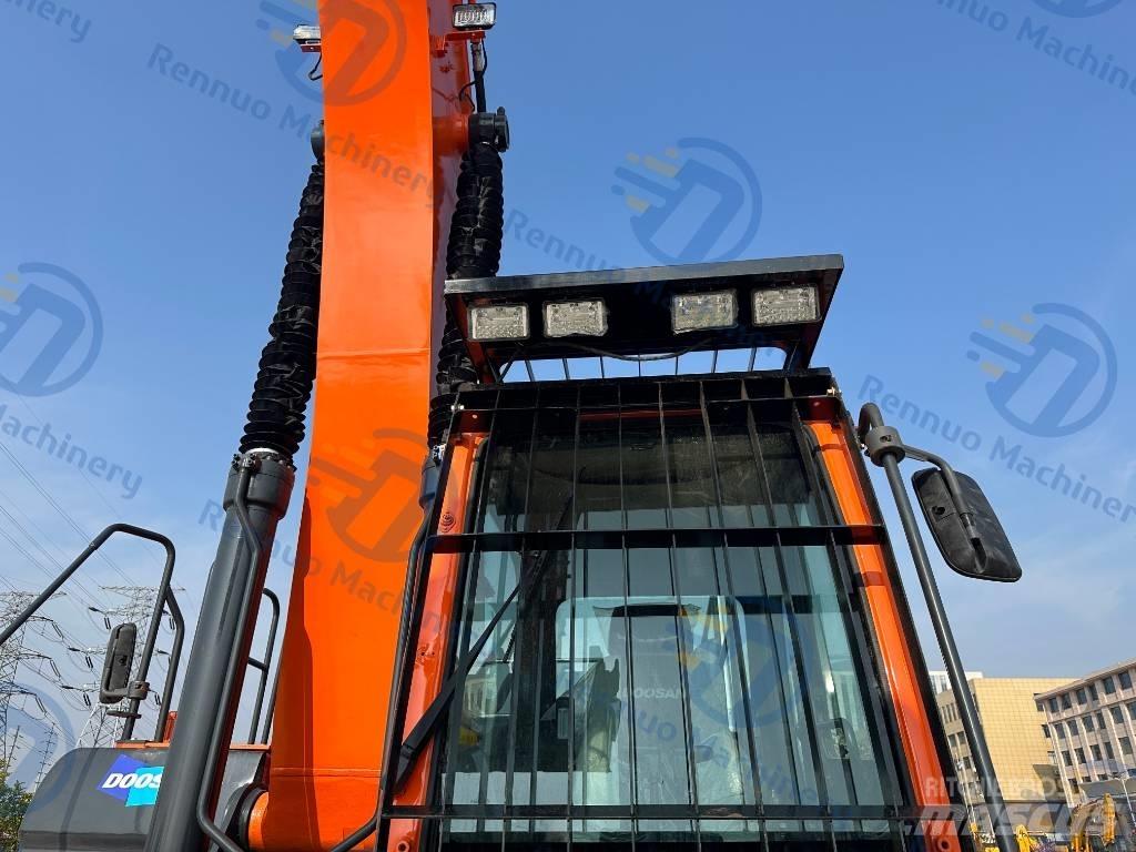 Doosan DX 300LC-9C Koparki gąsienicowe