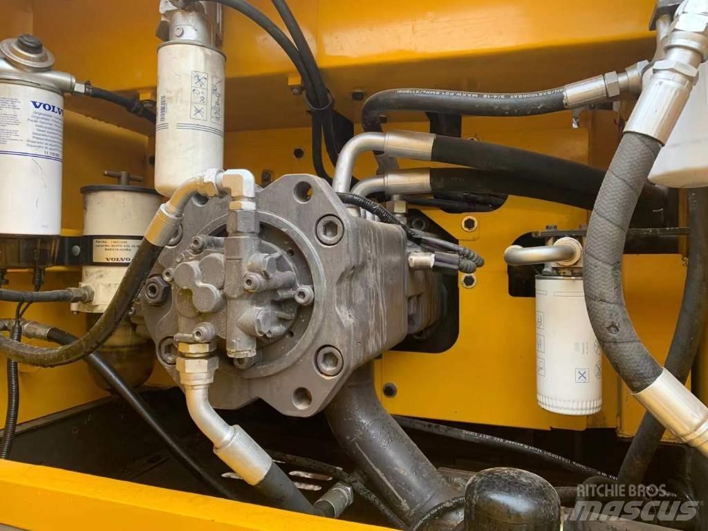 Volvo EC 300 D Koparki gąsienicowe