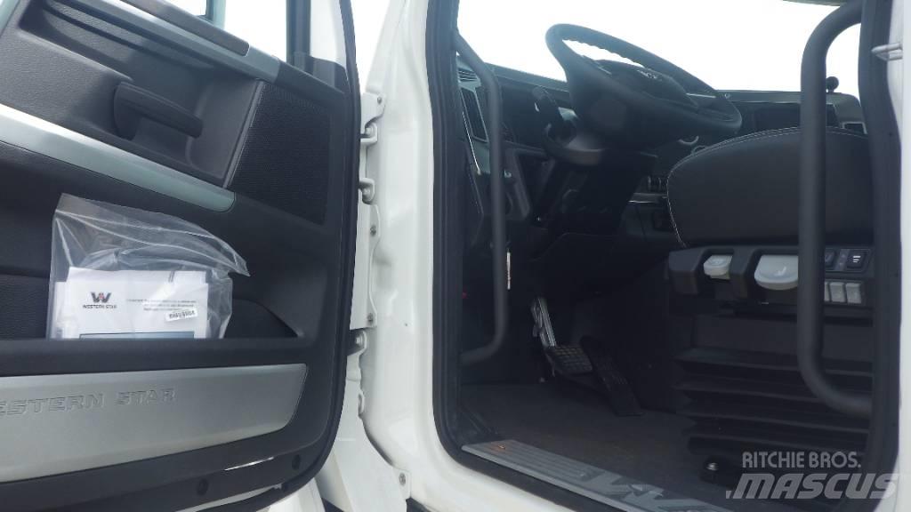 Western Star 49 X Pojazdy pod zabudowę