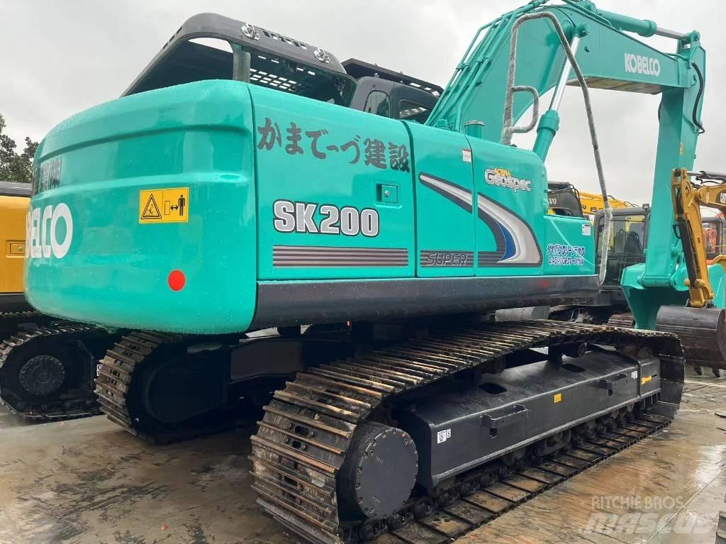 Kobelco SK 200-8 Koparki gąsienicowe
