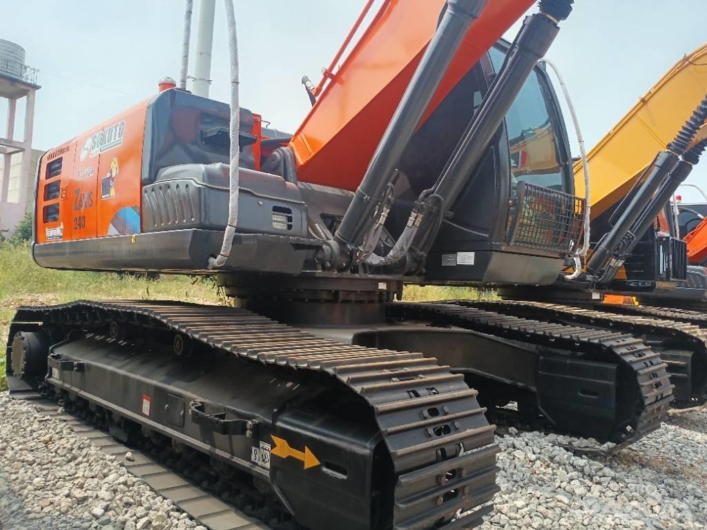 Hitachi ZX 240 Koparki gąsienicowe
