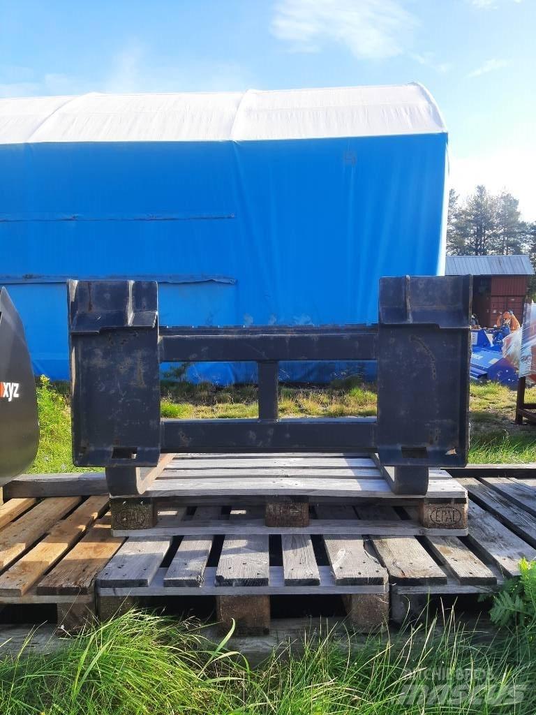 Pallgafflar CAT 906 Widły