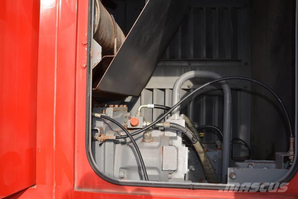 Hitachi CX 500 Żurawie gąsienicowe