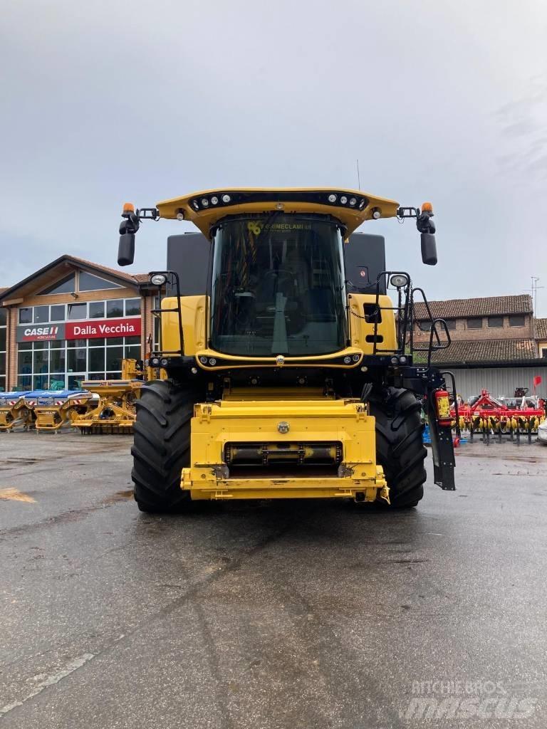 New Holland CR 8.90 Kombajny zbożowe