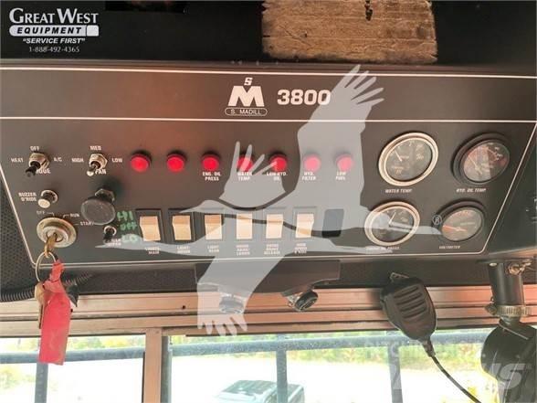 Madill 3800 Ładowarki typu "knuckleboom"