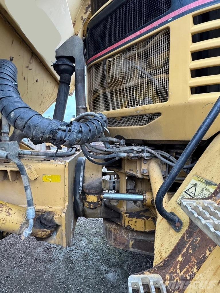 CAT 730 Wozidła przegubowe