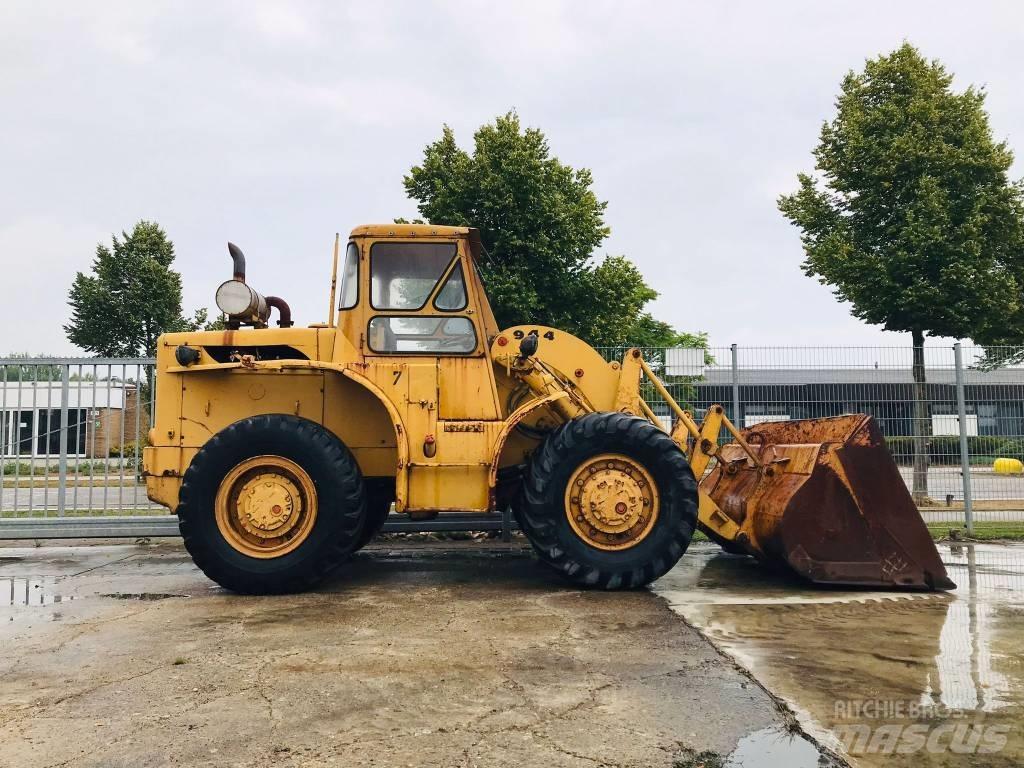 CAT 944 Ładowarki kołowe